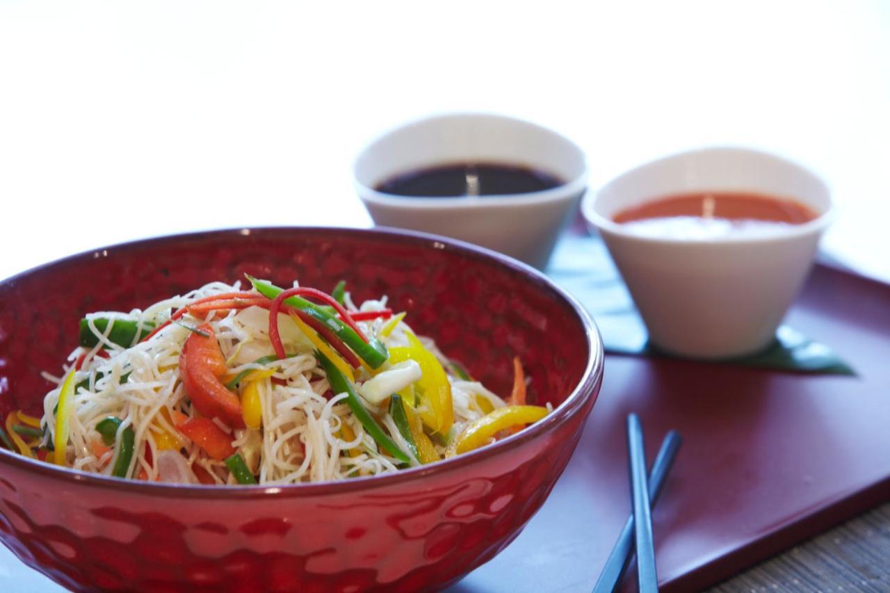 크라운 플라자 푸네 시티 센터 외부 사진
